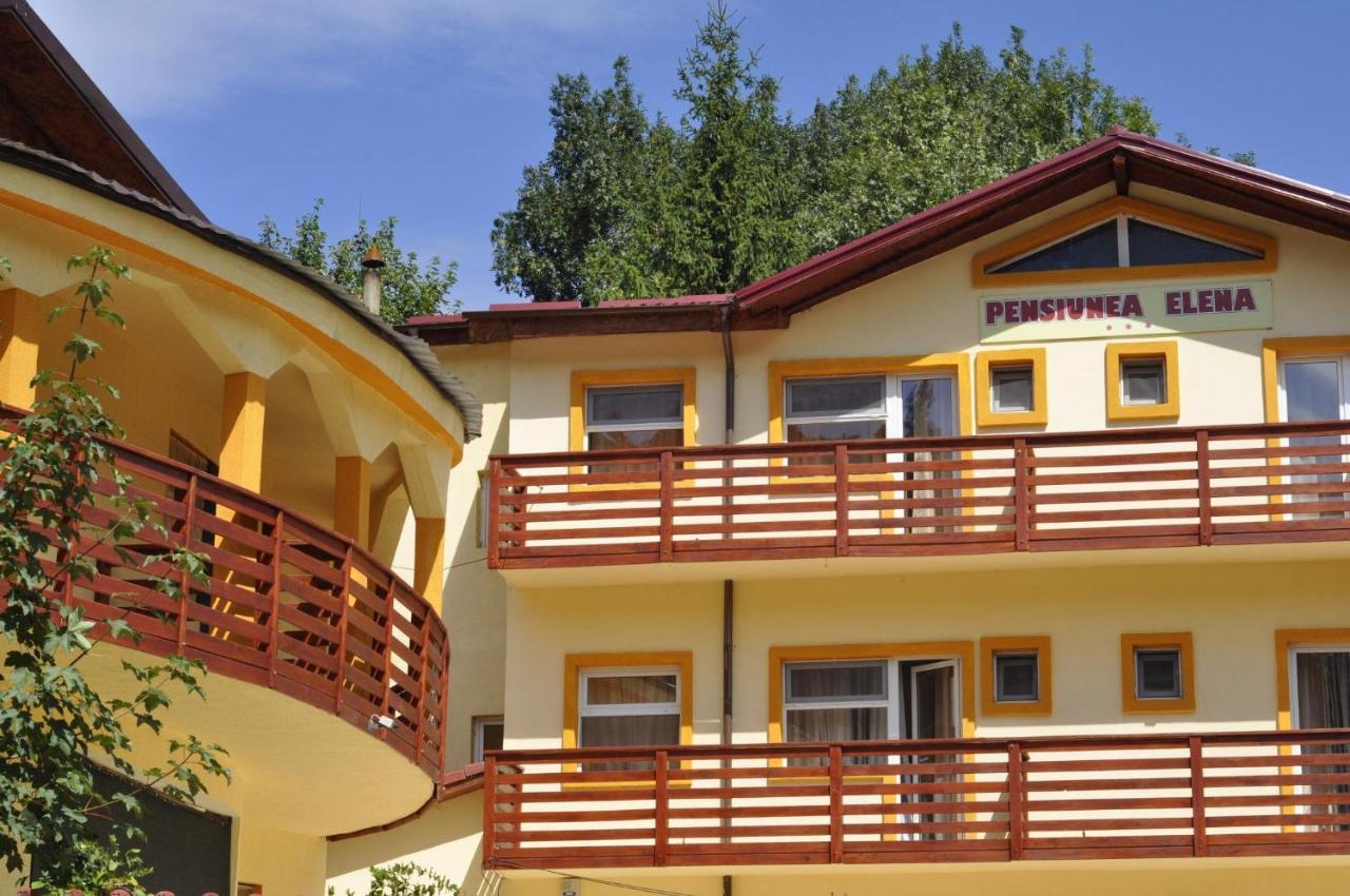 Pensiunea Elena Soveja Exterior photo